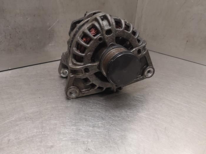 Gebruikte Dynamo Citroen Jumper (U9) 3.0 HDi 180 Euro 5 Prijs op aanvraag aangeboden door Bongers Auto-Onderdelen Zeeland