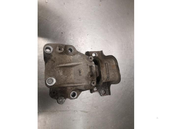 Gebruikte Motorsteun Citroen Jumper (U9) 3.0 HDi 180 Euro 5 Prijs op aanvraag aangeboden door Bongers Auto-Onderdelen Zeeland