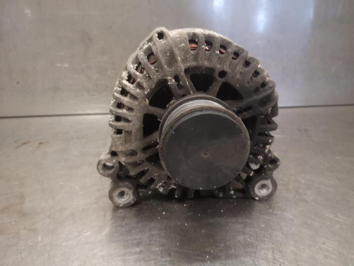 Gebruikte Dynamo Audi A3 (8P1) 2.0 TDI DPF Prijs op aanvraag aangeboden door Bongers Auto-Onderdelen Zeeland