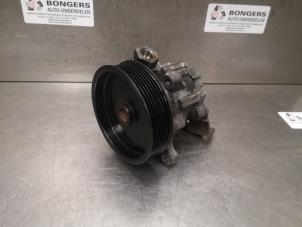 Gebruikte Servopomp Mercedes Sprinter 3,5t (906.63) 319 CDI,BlueTEC V6 24V Prijs op aanvraag aangeboden door Bongers Auto-Onderdelen Zeeland