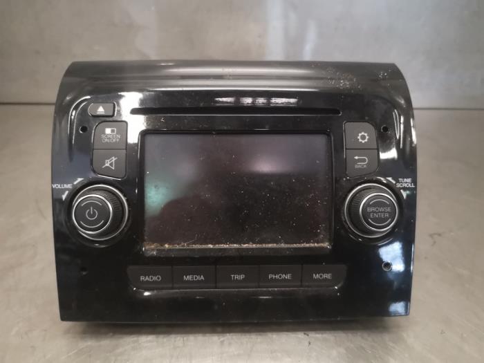 Radio van een Fiat Ducato (250) 2.0 D 115 Multijet 2016