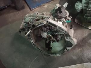 Gebruikte Versnellingsbak Renault Megane III Coupe (DZ) 1.6 16V Prijs op aanvraag aangeboden door Bongers Auto-Onderdelen Zeeland