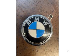 Gebruikte Achterklep Handgreep BMW 1 serie (E81) Prijs op aanvraag aangeboden door Bongers Auto-Onderdelen Zeeland