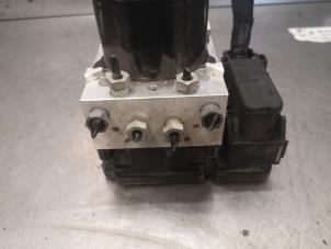 Gebruikte ABS Pomp Volvo V60 I (FW/GW) 1.6 DRIVe Prijs op aanvraag aangeboden door Bongers Auto-Onderdelen Zeeland