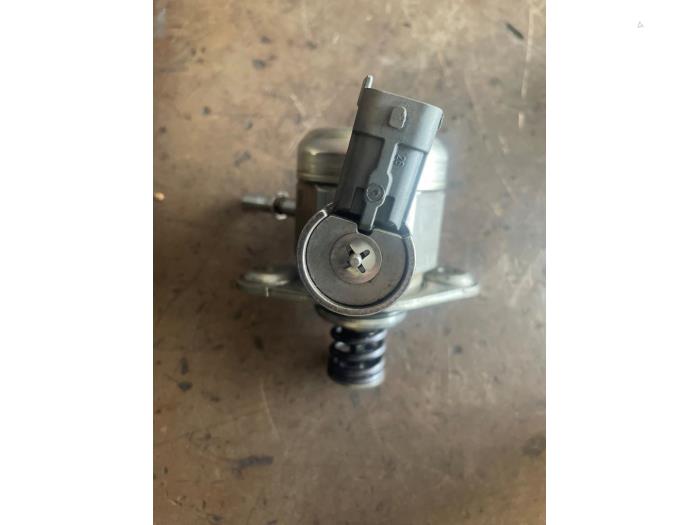 Gebruikte Brandstofpomp Mechanisch Ford Fiesta 6 (JA8) 1.0 Ti-VCT 12V 65 Prijs op aanvraag aangeboden door Bongers Auto-Onderdelen Zeeland
