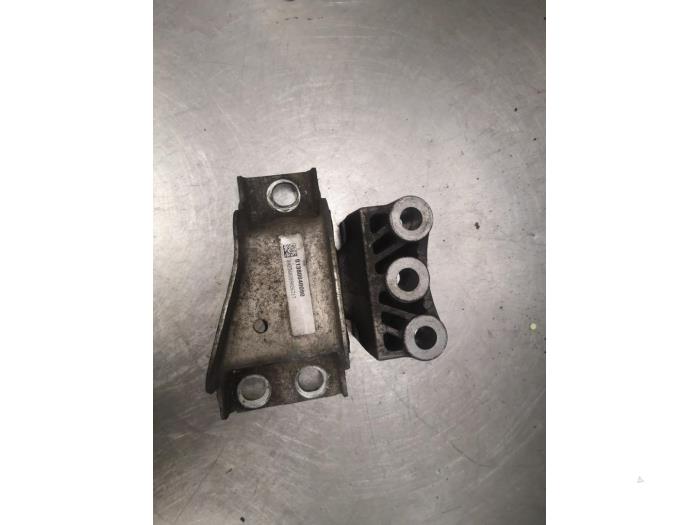 Gebruikte Motorrubber Citroen Jumper (U9) 2.0 Blue HDi 160 Prijs op aanvraag aangeboden door Bongers Auto-Onderdelen Zeeland