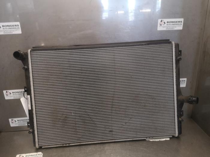 Radiateur Audi A3 Sportback (8PA), 2004 / 2013 2.0 TDI 16V, Hatchback, 4Dr, Diesel, 1.968cc, 103kW (140pk), FWD, BKD; CBAB; CFFB; CLJA; CBEA, 2004-09 / 2013-03, 8PA (Gebruikt)