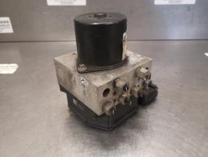 Gebruikte ABS Pomp Opel Insignia 2.8 V6 Turbo 24V 4x4 OPC Ecotec Prijs op aanvraag aangeboden door Bongers Auto-Onderdelen Zeeland