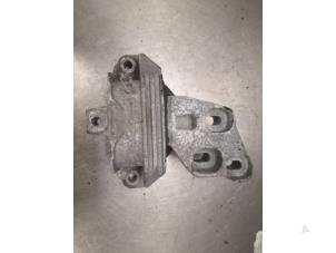 Gebruikte Motorsteun Mercedes CLA Shooting Brake (117.9) 2.2 CLA-200 CDI, 200 d 16V Prijs op aanvraag aangeboden door Bongers Auto-Onderdelen Zeeland