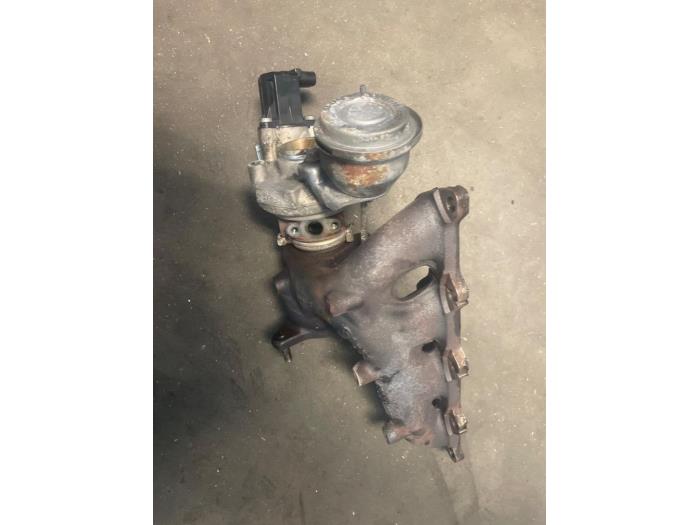 Turbo van een Volkswagen Passat Variant (3C5) 1.4 TSI 16V 2009