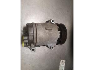 Gebruikte Pomp Airco Renault Megane Prijs op aanvraag aangeboden door Bongers Auto-Onderdelen Zeeland