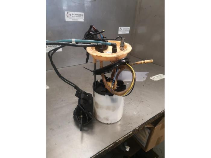 Gebruikte Tank element Pomp Skoda Yeti (5LAC) 2.0 TDI 16V 4x4 Prijs op aanvraag aangeboden door Bongers Auto-Onderdelen Zeeland