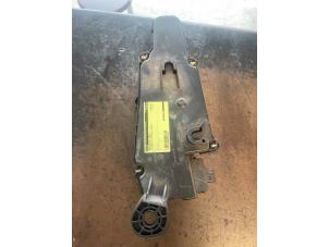 Gebruikte Additatief tank Citroen C4 Picasso (UD/UE/UF) 1.6 HDiF 16V 110 Prijs op aanvraag aangeboden door Bongers Auto-Onderdelen Zeeland