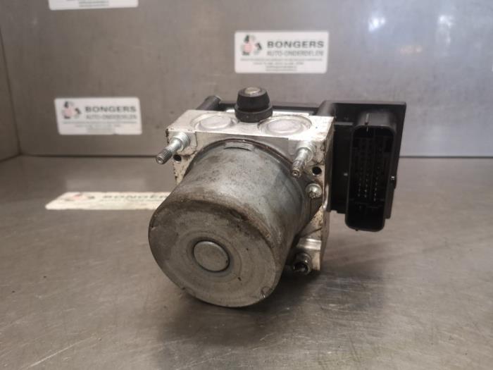Gebruikte ABS Pomp Citroen Berlingo 1.6 Hdi 75 16V Phase 1 Prijs op aanvraag aangeboden door Bongers Auto-Onderdelen Zeeland