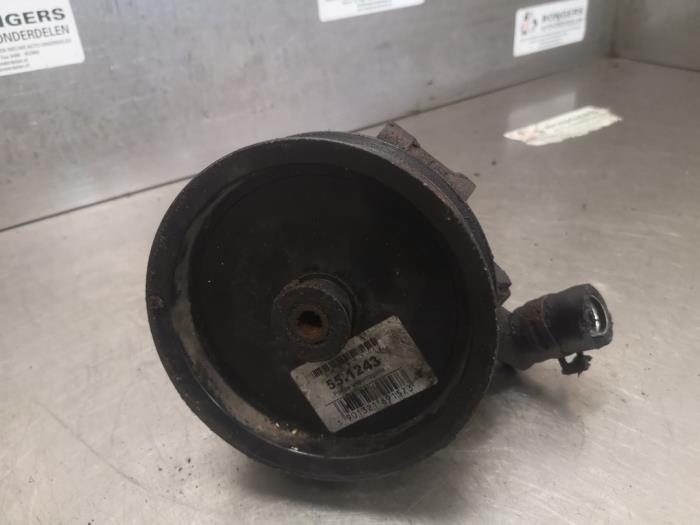Gebruikte Pomp Servo Ford Transit 2.4 TDCi 16V Prijs op aanvraag aangeboden door Bongers Auto-Onderdelen Zeeland
