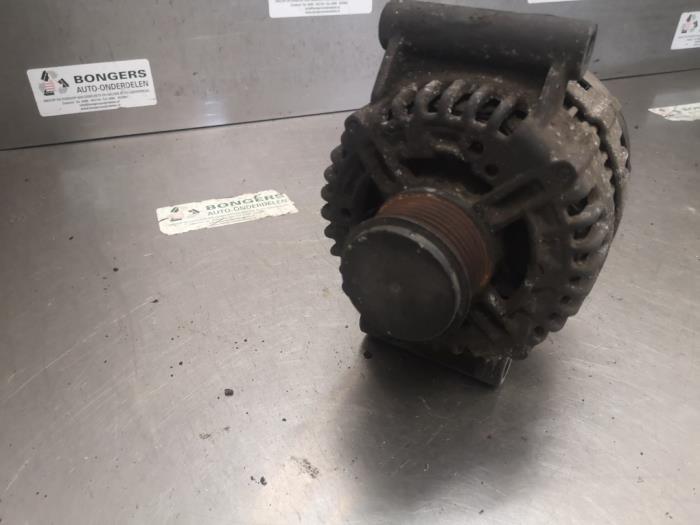 Gebruikte Dynamo Ford Transit 2.4 TDCi 16V Prijs op aanvraag aangeboden door Bongers Auto-Onderdelen Zeeland