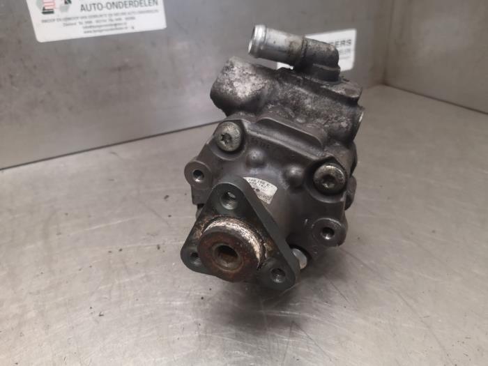 Gebruikte Pomp Servo Audi A6 Avant (C6) 2.7 TDI V6 24V Prijs op aanvraag aangeboden door Bongers Auto-Onderdelen Zeeland