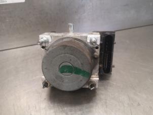 Gebruikte ABS Pomp Nissan Note (E11) 1.4 16V Prijs op aanvraag aangeboden door Bongers Auto-Onderdelen Zeeland