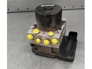 Gebruikte ABS Pomp Ford Tourneo Connect/Grand Tourneo Connect 1.0 EcoBoost 12V Prijs op aanvraag aangeboden door Bongers Auto-Onderdelen Zeeland