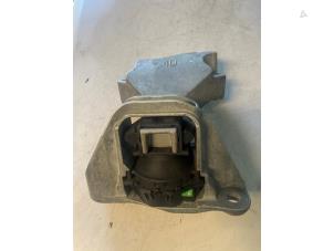 Gebruikte Motorsteun Nissan Micra (K14) 1.0 IG-T 92 Prijs op aanvraag aangeboden door Bongers Auto-Onderdelen Zeeland