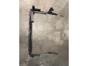 Gebruikte Koelvinhuis Nissan Qashqai (J11) 1.2 DIG-T 16V Prijs op aanvraag aangeboden door Bongers Auto-Onderdelen Zeeland