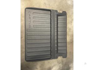 Gebruikte Kofferbak Mat Renault Captur (2R) 0.9 Energy TCE 12V Prijs op aanvraag aangeboden door Bongers Auto-Onderdelen Zeeland