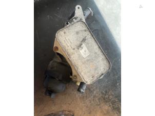 Gebruikte Oliefilterhuis Mercedes Vito (447.6) 1.6 109 CDI 16V Prijs op aanvraag aangeboden door Bongers Auto-Onderdelen Zeeland