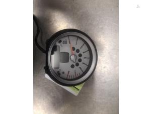 Gebruikte Toerenteller Mini Mini (R56) 1.4 16V One Prijs op aanvraag aangeboden door Bongers Auto-Onderdelen Zeeland
