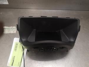 Gebruikte Display Interieur Opel Antara (LA6) 2.0 CDTI 16V 4x4 Prijs op aanvraag aangeboden door Bongers Auto-Onderdelen Zeeland