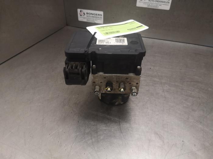 Gebruikte ABS Pomp Opel Antara (LA6) 2.0 CDTI 16V 4x4 Prijs op aanvraag aangeboden door Bongers Auto-Onderdelen Zeeland