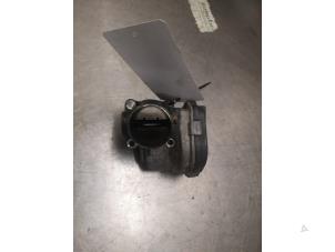 Gebruikte Gasklephuis Peugeot 208 I (CA/CC/CK/CL) 1.4 HDi Prijs op aanvraag aangeboden door Bongers Auto-Onderdelen Zeeland