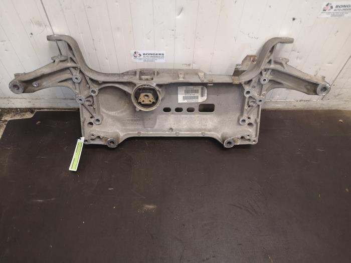 Gebruikte Subframe Volkswagen Tiguan (5N1/2) 2.0 TDI DRF 16V 4Motion Prijs op aanvraag aangeboden door Bongers Auto-Onderdelen Zeeland