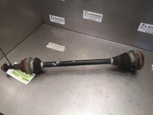 Gebruikte Aandrijfas links-achter Volkswagen Tiguan (5N1/2) 2.0 TDI DRF 16V 4Motion Prijs op aanvraag aangeboden door Bongers Auto-Onderdelen Zeeland