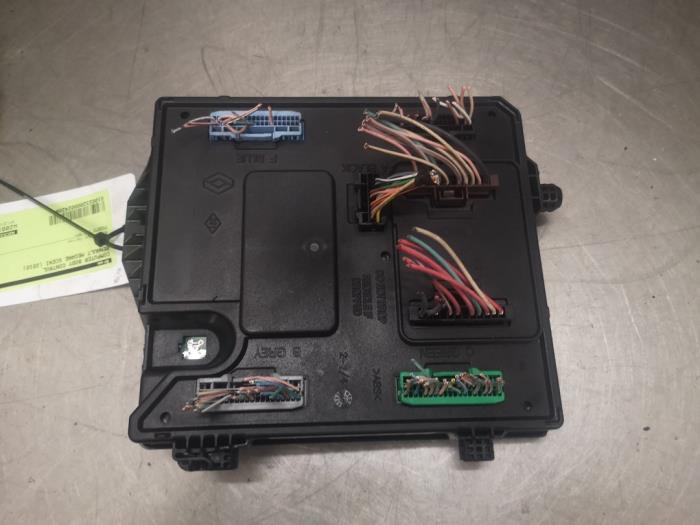 Gebruikte Bodycontrol Module Renault Megane Scenic Prijs op aanvraag aangeboden door Bongers Auto-Onderdelen Zeeland