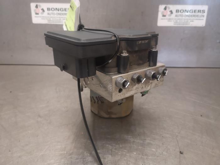 Gebruikte ABS Pomp Peugeot Boxer (U9) 2.2 HDi 110 Euro 5 Prijs op aanvraag aangeboden door Bongers Auto-Onderdelen Zeeland