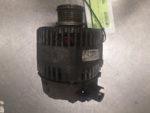 Gebruikte Dynamo Peugeot 208 I (CA/CC/CK/CL) 1.2 Vti 12V PureTech 82 Prijs op aanvraag aangeboden door Bongers Auto-Onderdelen Zeeland