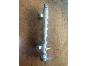 Gebruikte Injector brug Opel Insignia Grand Sport 2.0 CDTI 16V 4x4 Prijs op aanvraag aangeboden door Bongers Auto-Onderdelen Zeeland