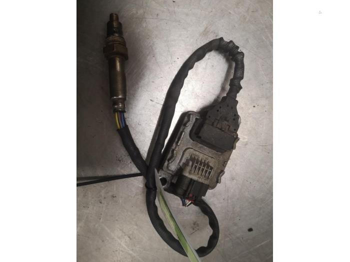 Lambda Sonde van een Opel Insignia Grand Sport 2.0 CDTI 16V 4x4 2020