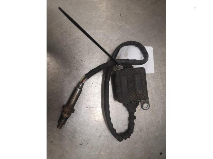 Lambda Sonde van een Opel Insignia Grand Sport 2.0 CDTI 16V 4x4 2020