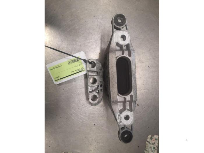 Gebruikte Motorrubber Opel Insignia Grand Sport 2.0 CDTI 16V 4x4 Prijs op aanvraag aangeboden door Bongers Auto-Onderdelen Zeeland