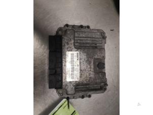 Gebruikte Computer Motormanagement Opel Vivaro 2.5 DTI 16V Prijs op aanvraag aangeboden door Bongers Auto-Onderdelen Zeeland