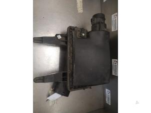 Gebruikte Luchtfilterhuis Volkswagen Crafter 2.0 TDI 16V Prijs op aanvraag aangeboden door Bongers Auto-Onderdelen Zeeland