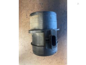 Gebruikte Luchtmassameter Volkswagen Crafter 2.0 TDI 16V Prijs op aanvraag aangeboden door Bongers Auto-Onderdelen Zeeland