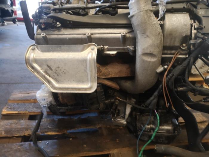 Motor van een Mercedes-Benz ML I (163) 400 4.0 CDI V8 32V 2002
