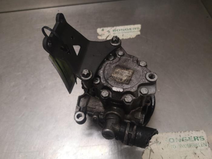 Gebruikte Pomp Servo Mercedes ML I (163) 400 4.0 CDI V8 32V Prijs op aanvraag aangeboden door Bongers Auto-Onderdelen Zeeland