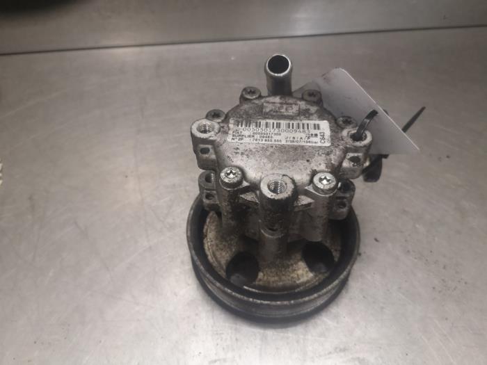 Gebruikte Pomp Servo Alfa Romeo Brera (939) 2.4 JTDM 20V Prijs op aanvraag aangeboden door Bongers Auto-Onderdelen Zeeland