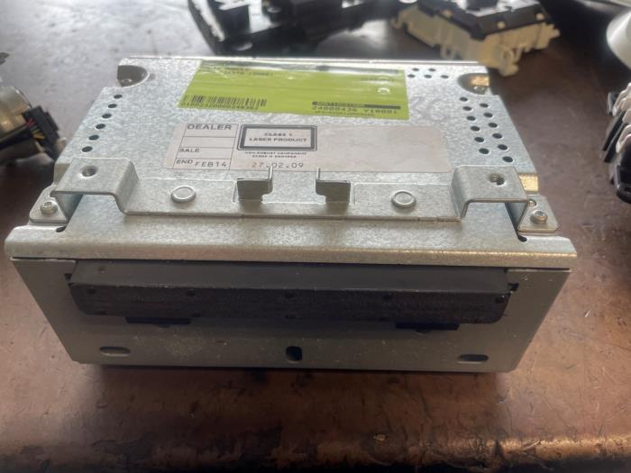 Gebruikte Radio module Ford Fiesta 6 (JA8) 1.4 TDCi Prijs op aanvraag aangeboden door Bongers Auto-Onderdelen Zeeland