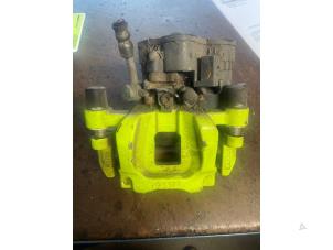 Gebruikte Remklauw (Tang) rechts-achter Jaguar XE 2.0 D E-Performance 16V Prijs op aanvraag aangeboden door Bongers Auto-Onderdelen Zeeland