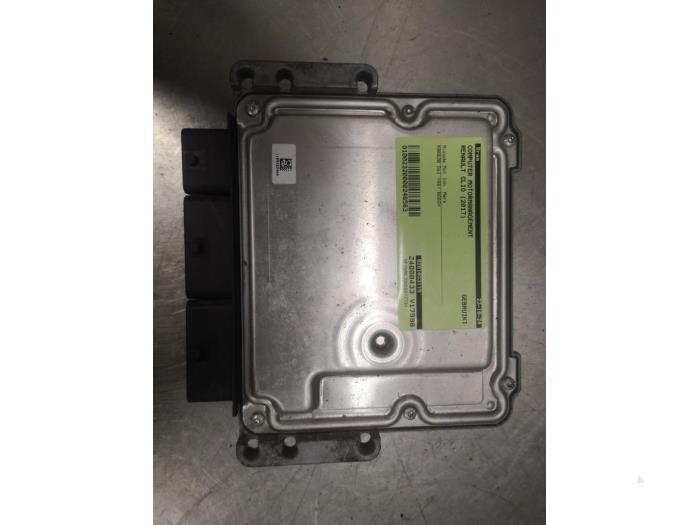Gebruikte Computer Motormanagement Renault Clio IV (5R) 1.5 Energy dCi 90 FAP Prijs op aanvraag aangeboden door Bongers Auto-Onderdelen Zeeland