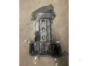 Gebruikte Kleppendeksel Toyota Yaris III (P13) 1.0 12V VVT-i Prijs € 75,00 Margeregeling aangeboden door Bongers Auto-Onderdelen Zeeland